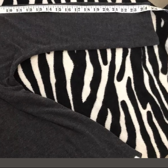 Tommy Hilfiger || Gray Sport Overaized Blouse - Picture 6 of 7